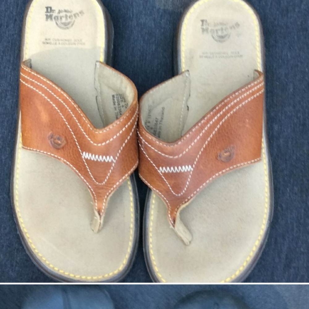 Dr. Martens Size 6 UK unisex leather sandals